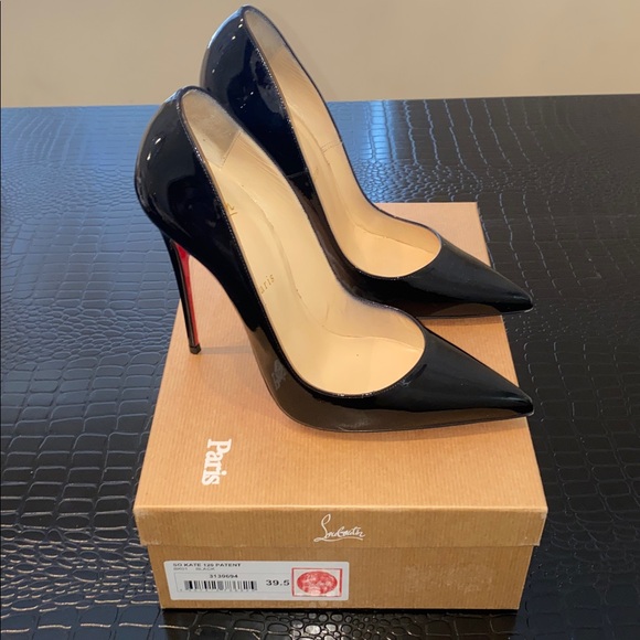 Christian Louboutin Glossy Black Heels with Red Sole - Picture 2 of 13